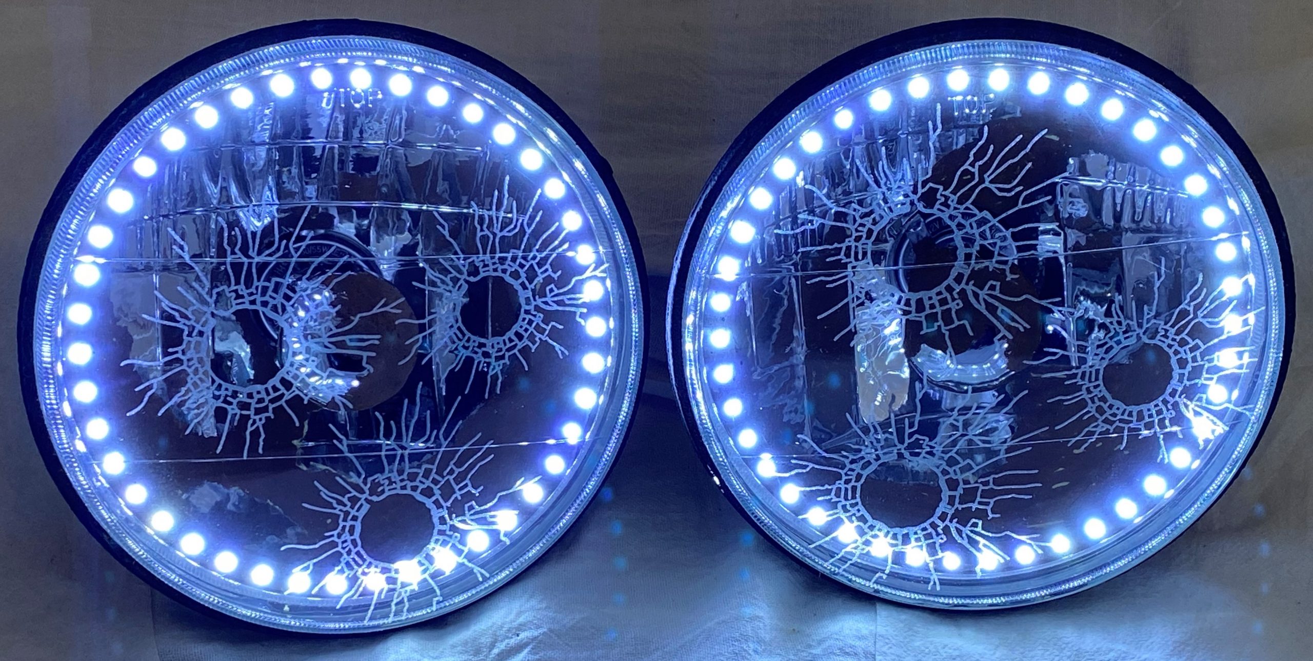One Pair of 7 Inch Round White Diamond Single Color White Halo Rat Rod Headlights with Clear Halogen Bulbs - Image 8