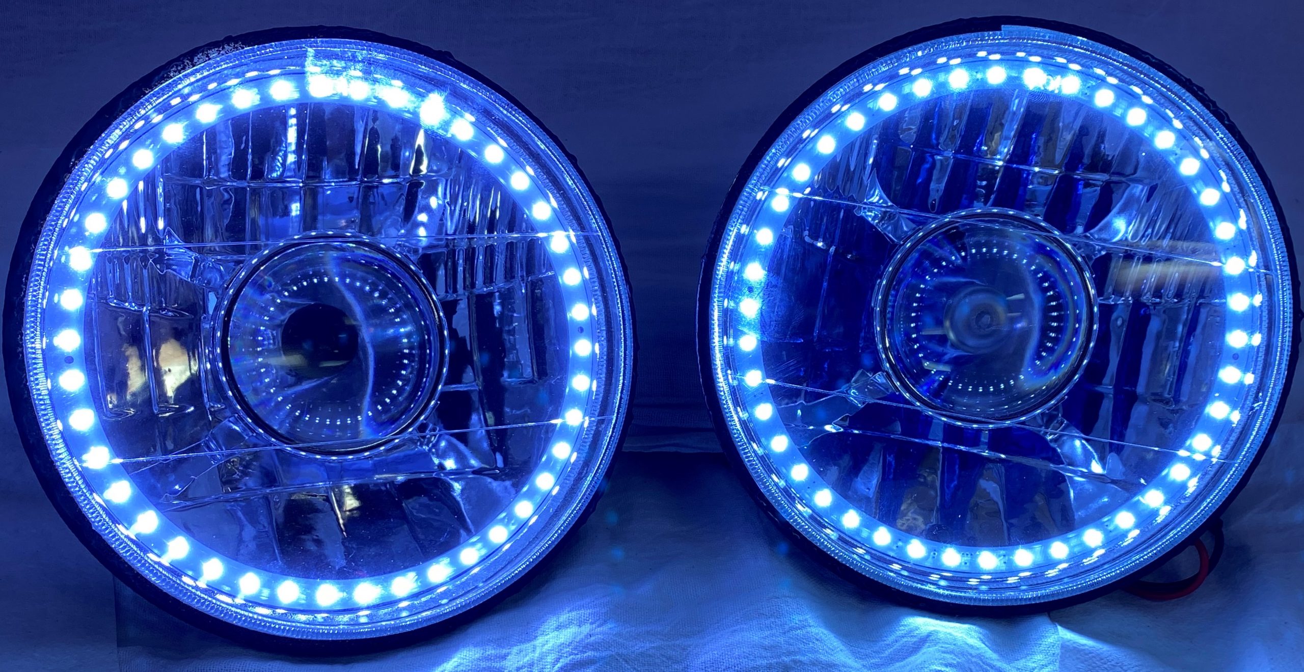 One Pair of 7 Inch Round White Diamond Projector Single Color White Halo Headlights with Blue Halogen Bulbs